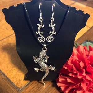 Handmade Silver Alloy Gecko Lizard Necklace and Double Sided Earring Combo Lot